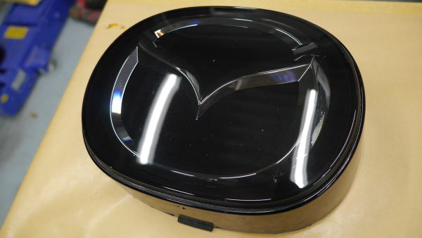 破損無し CX-5 KF2P KF5P フロント エンブレム マスコット レーダー用 TK79-51-730 TK79-51730 KB8B50721 マツダ 純正拍卖