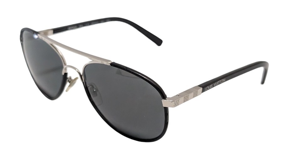 ルイヴィトン サングラス アトラクション パイロット Z0704U ブラック ティアドロップ シルバー VUITTON 【中古】拍卖