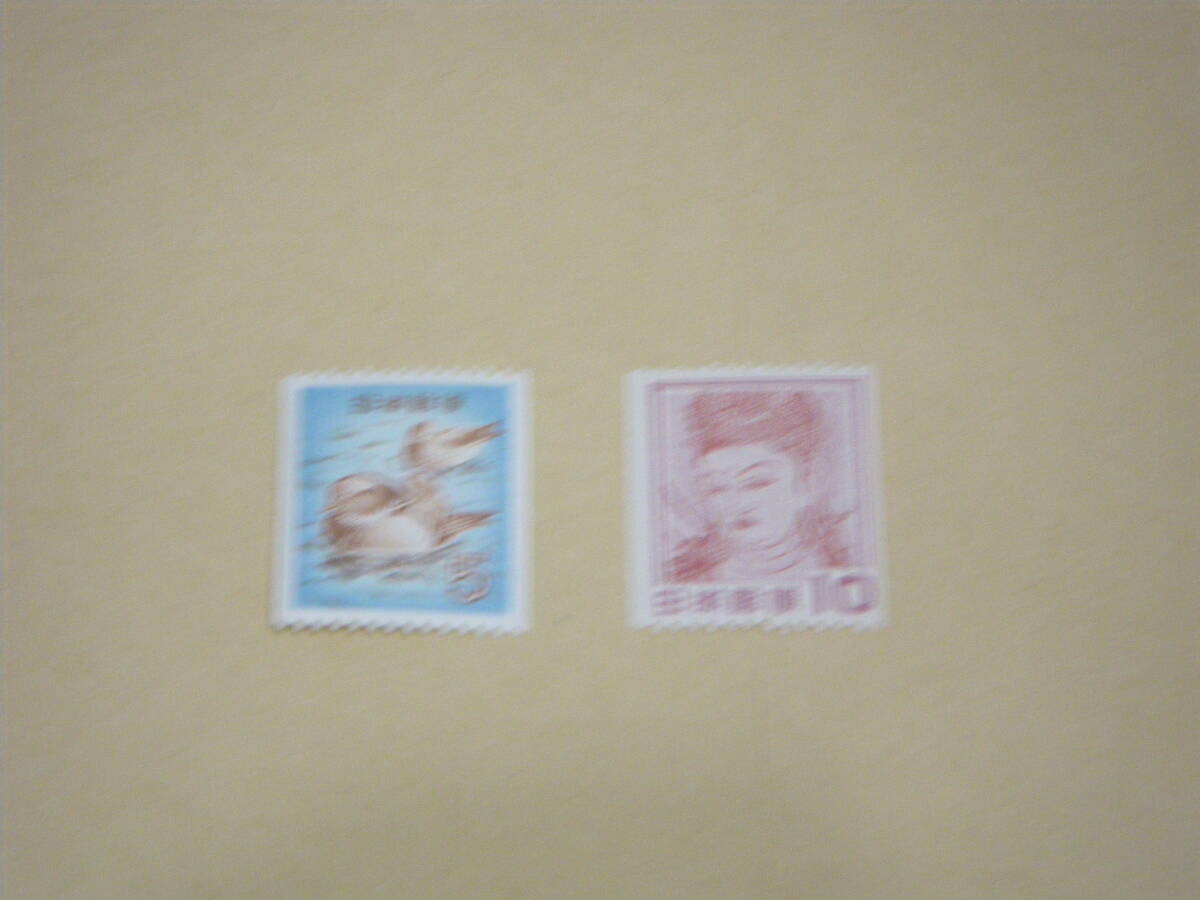 コイル切手 1959-61 2種 未使用拍卖