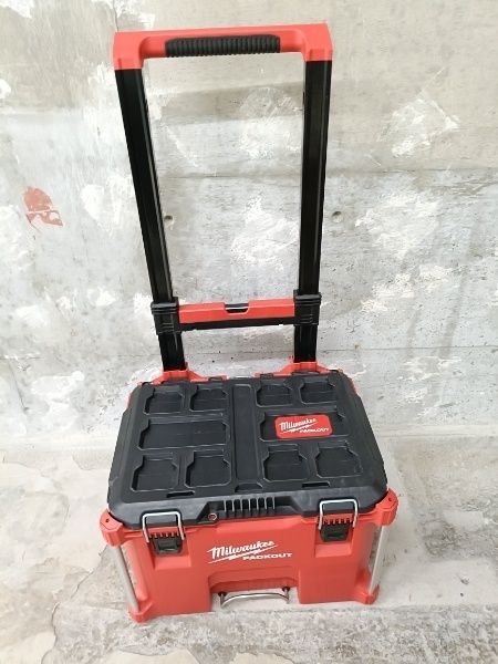 ◎【送料無料ではありません】ミルウォーキーMilwaukee PACKOUT キャリー式ツールボックス 48-22-8426 約47x56x高さ65から112拍卖