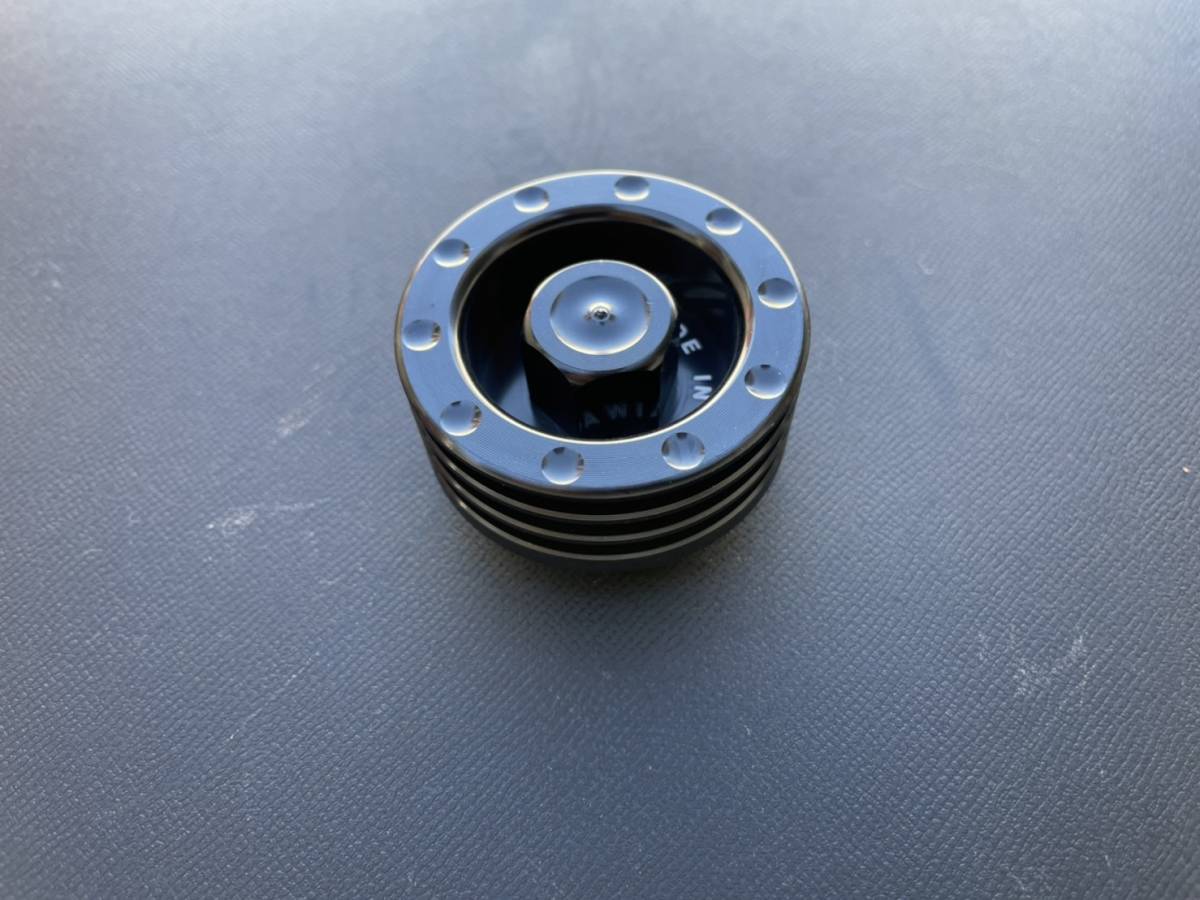 マジェスティS 【COME FROM】 CNCオイルストレーナーキャップ マグネット付きドレンボルト ブラック SMAX SG28J SG52J 155拍卖