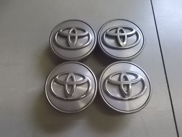 トヨタ純正 センターキャップ 4枚 n181 2506拍卖
