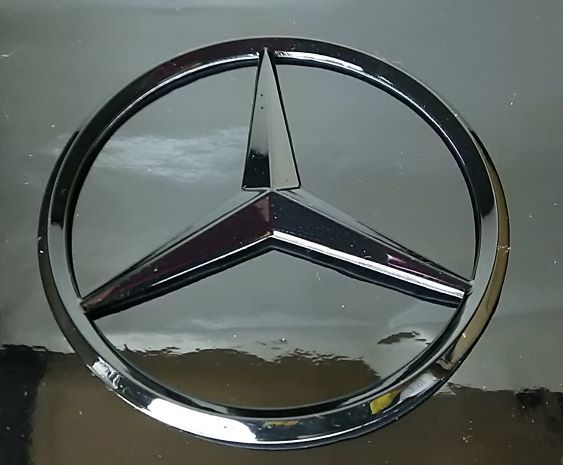 メルセデスベンツ 黒 光沢 90㎜ リアトランク 3D スターエンブレム A B C E G S CLA CLS GLA GLC GLE SL V拍卖