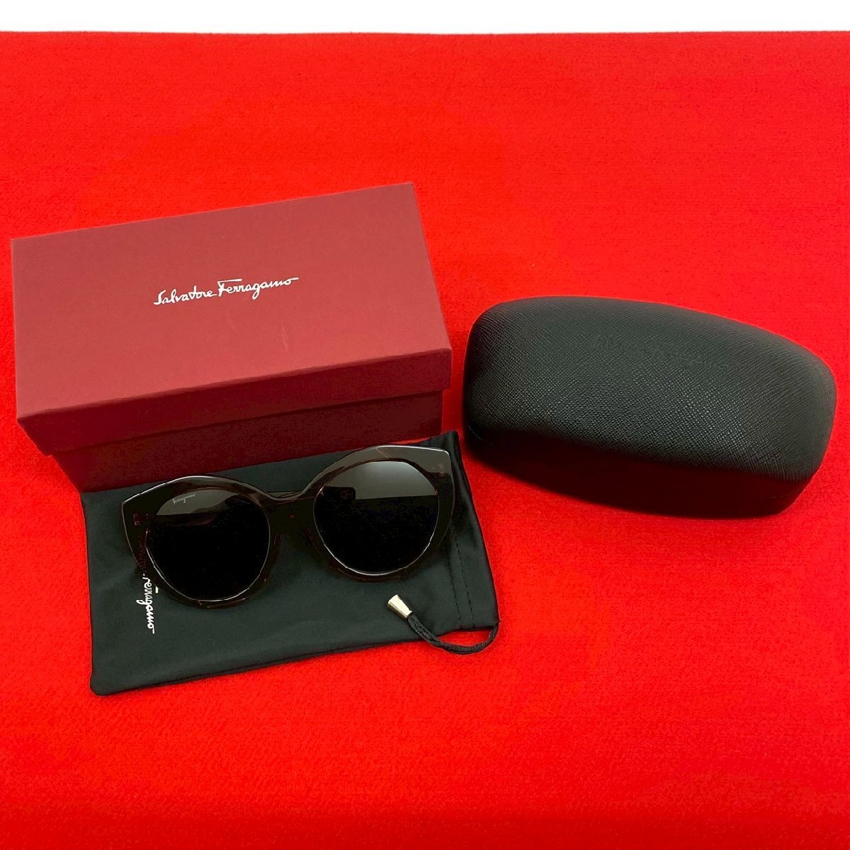 未使用保管品 箱 袋付き Salvatore Ferragamo サルヴァトーレフェラガモ ガンチーニ プラスチック サングラス アイウェア ブラウン 38490拍卖