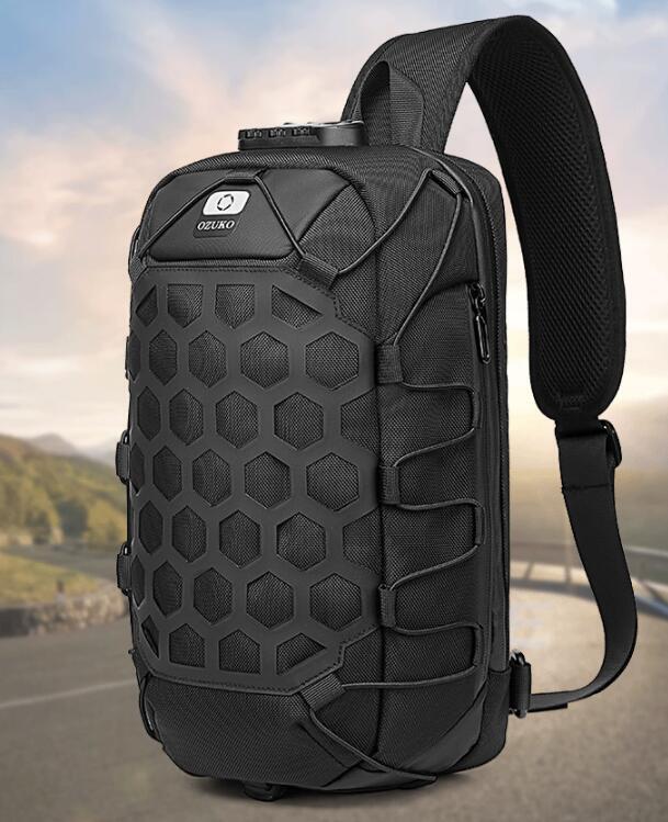 人気品 上質多機能ボディバッグ 斜め掛け 防撥水 収納充実 タブレット USBポート 斜め掛け カジュアル 旅行 ビジネス アウトドア拍卖