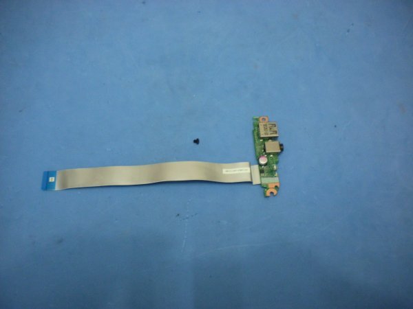 HP Pavilion 15-P218tu L1L47PA 等用 右USB等基盤拍卖