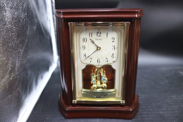 SEIKO/セイコー BY223B  電波時計 スイープ式  動作確認済  置き時計  アンティーク レトロ拍卖