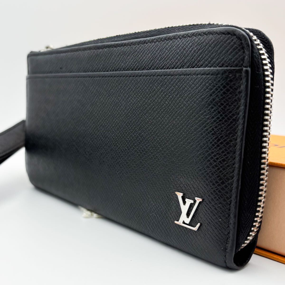 【超美品】ICチップ ルイヴィトン ジッピードラゴンヌ タイガ 長財布 ブラック拍卖