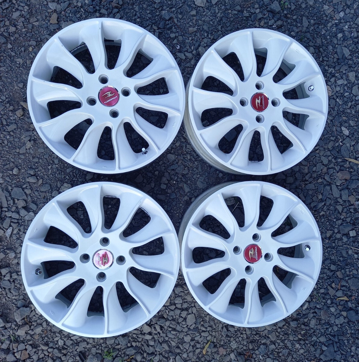 16インチ フレーダーマウス 5J +45 PCD 100 4H ワゴンR アルト ミラ タント ムーヴ 軽カー拍卖