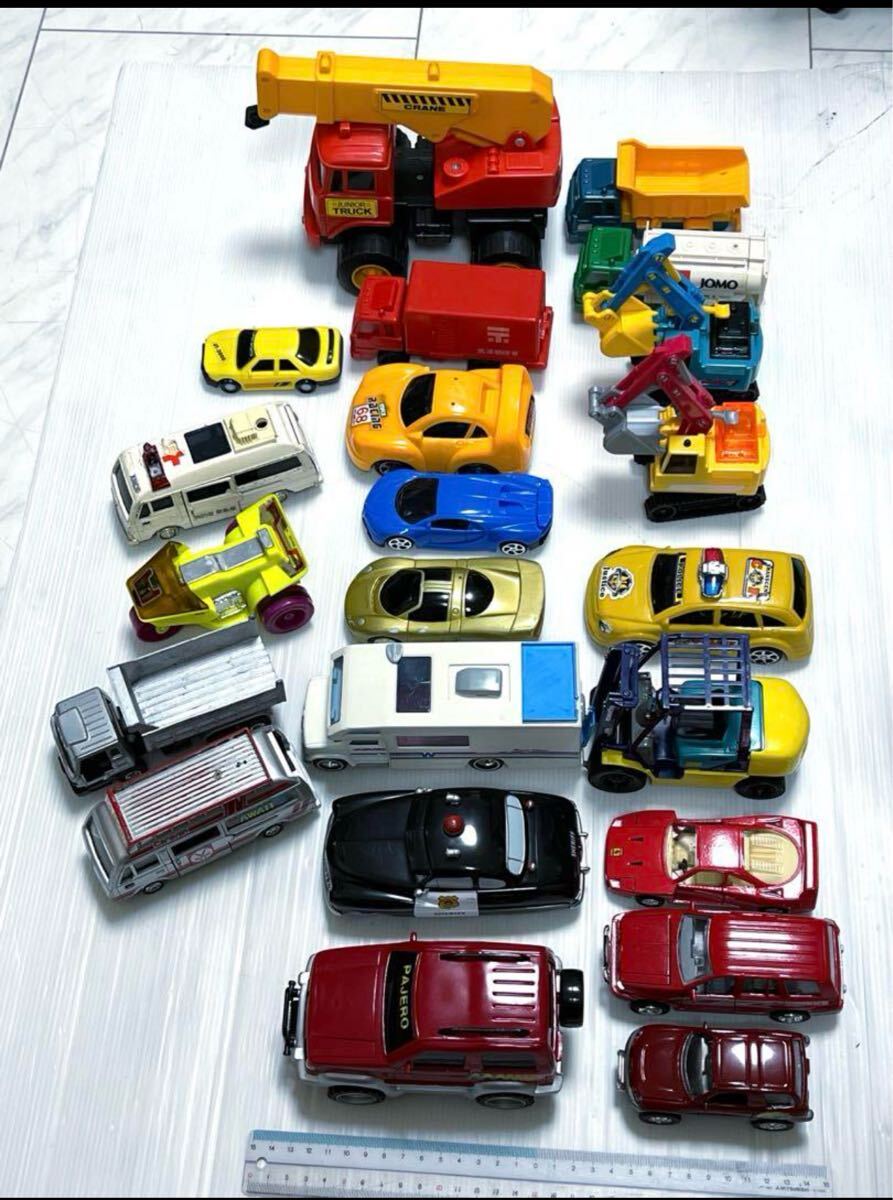 ミニカー まとめて22台 30年以上前の物多 レトロ 拍卖