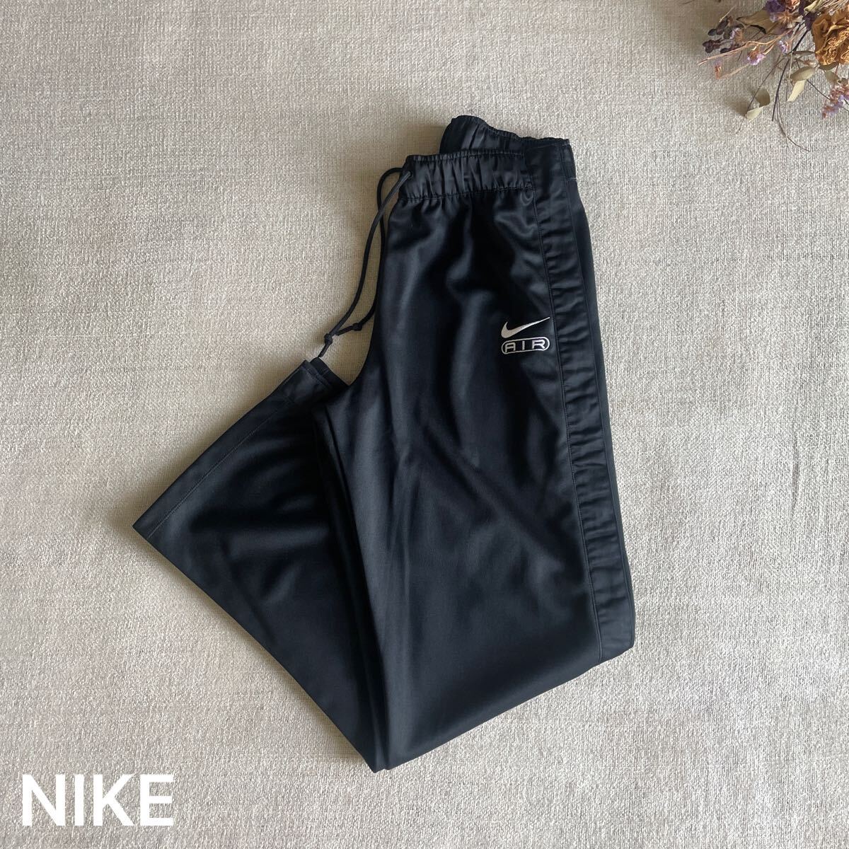 NIKE ナイキ エア ウィメンズ ミッドライズ ブレークアウェイ パンツ ジャージ ボトムス 黒 ブラック Mサイズ 美品 サイドオープン 拍卖