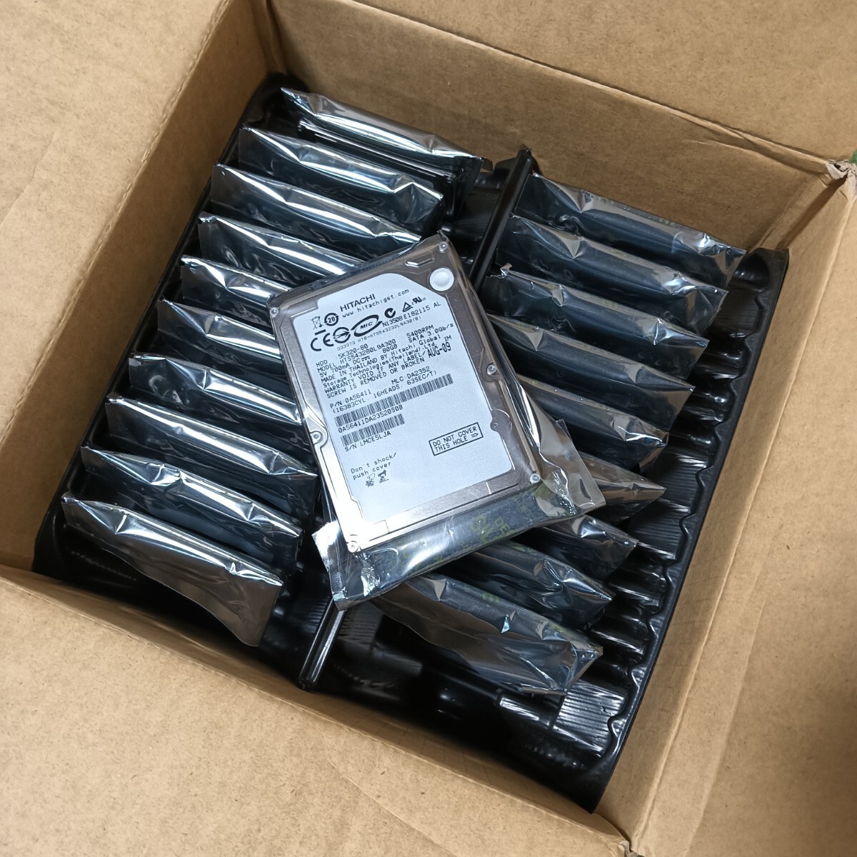 ★ラスト1ケース★ 新品 20個 箱売り HDD 80GB SATA Hitachi 5K320-80 5400RPM 2.5インチ HTS543280L9A300 日立 ハードディスク拍卖