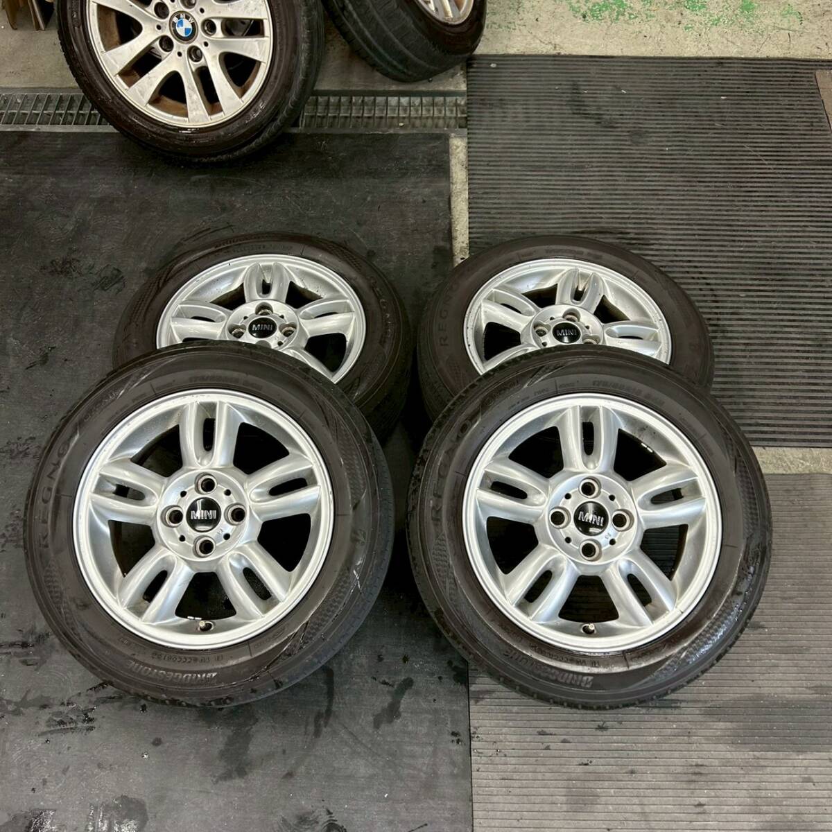 4穴■MINI ブリヂストン REGNO 175/65R15 4本 ■060310K拍卖