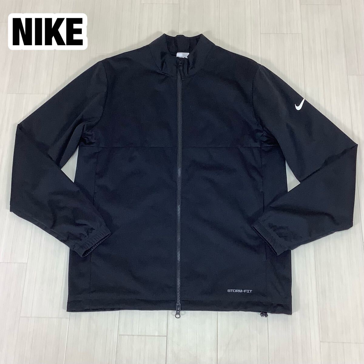 美品 NIKE ナイキ STORM-FIT ランニングジャケット ナイロンジャケット M ブラック 黒 メッシュ裏地 プリント スゥッシュ ストームフィット拍卖