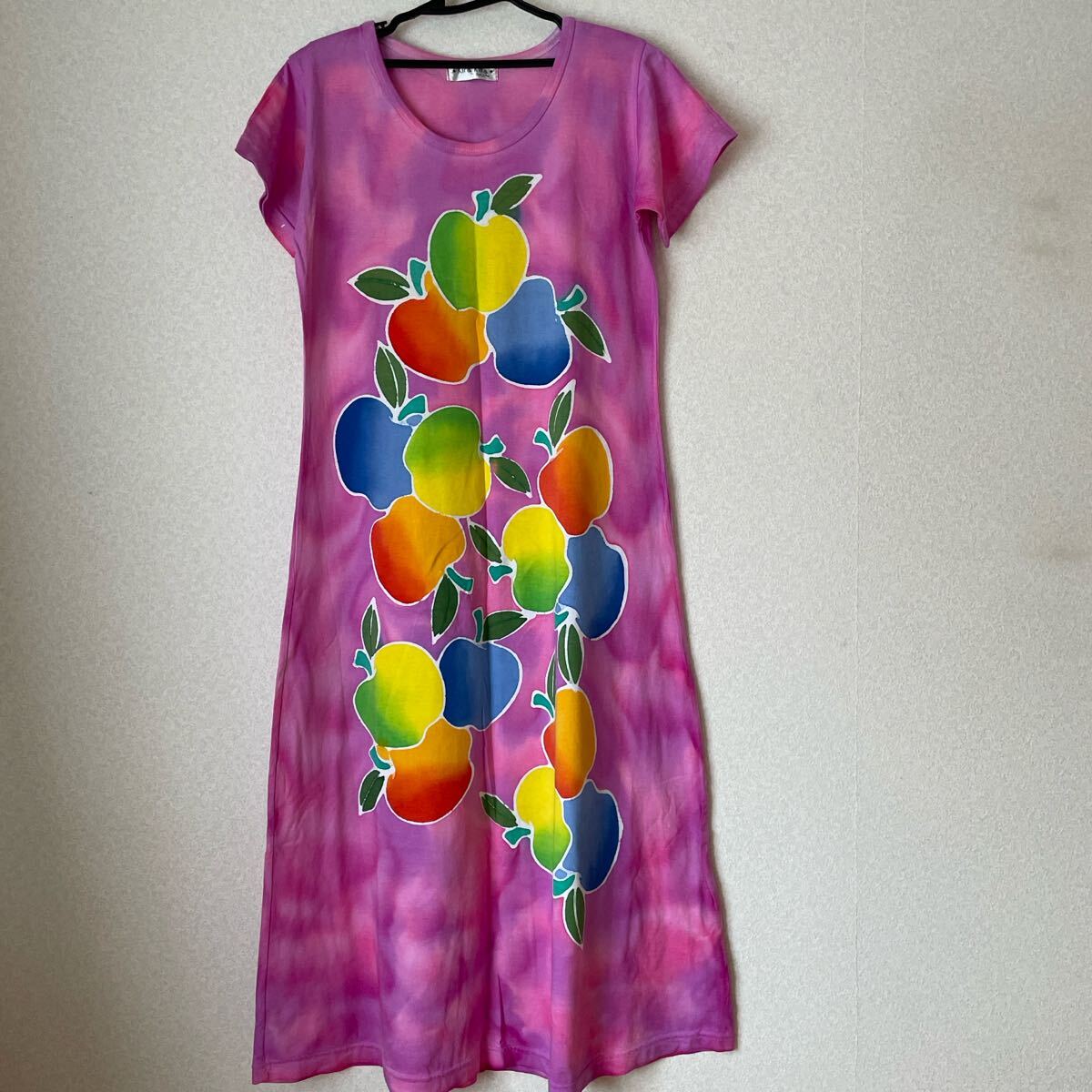 Kira Kira りんご柄 タイダイ マキシ丈ワンピース拍卖