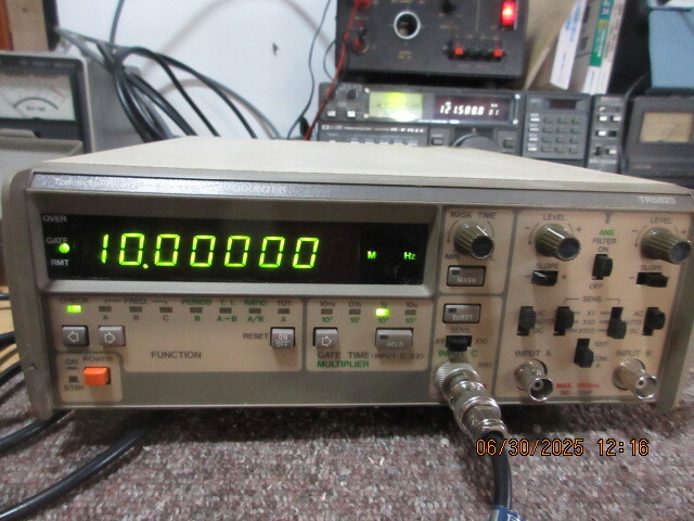 タケダ理研  ユニバーサル カウンター TR5823 実測済良好 ~1,3Ghz拍卖
