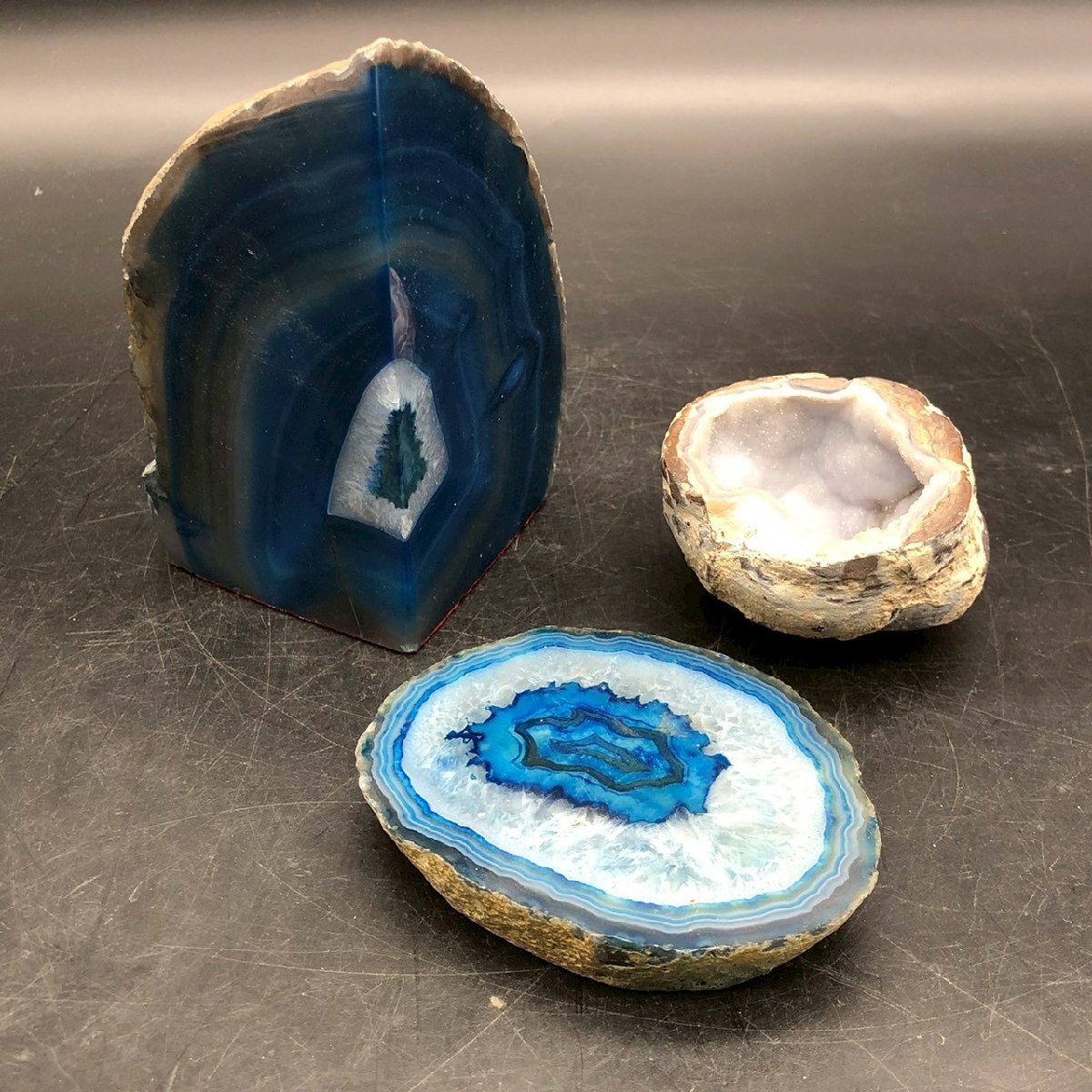 SW0528-33-3 まとめ 瑪瑙 メノウ 断面 天然石 パワーストーン スライスコースター 石 ストーン 最大高さ13.5㎝ 横幅8㎝ 奥行8㎝ 60サイズ拍卖