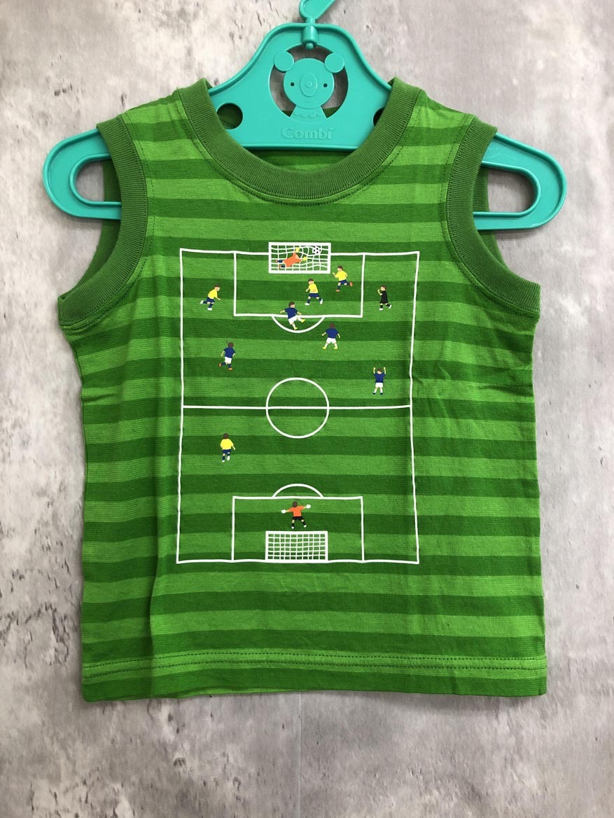 ゆうパケットOK 美品 familiar ファミリア サッカー タンクトップ size90 /緑 ■◆ ☆ ffa4 子供服拍卖