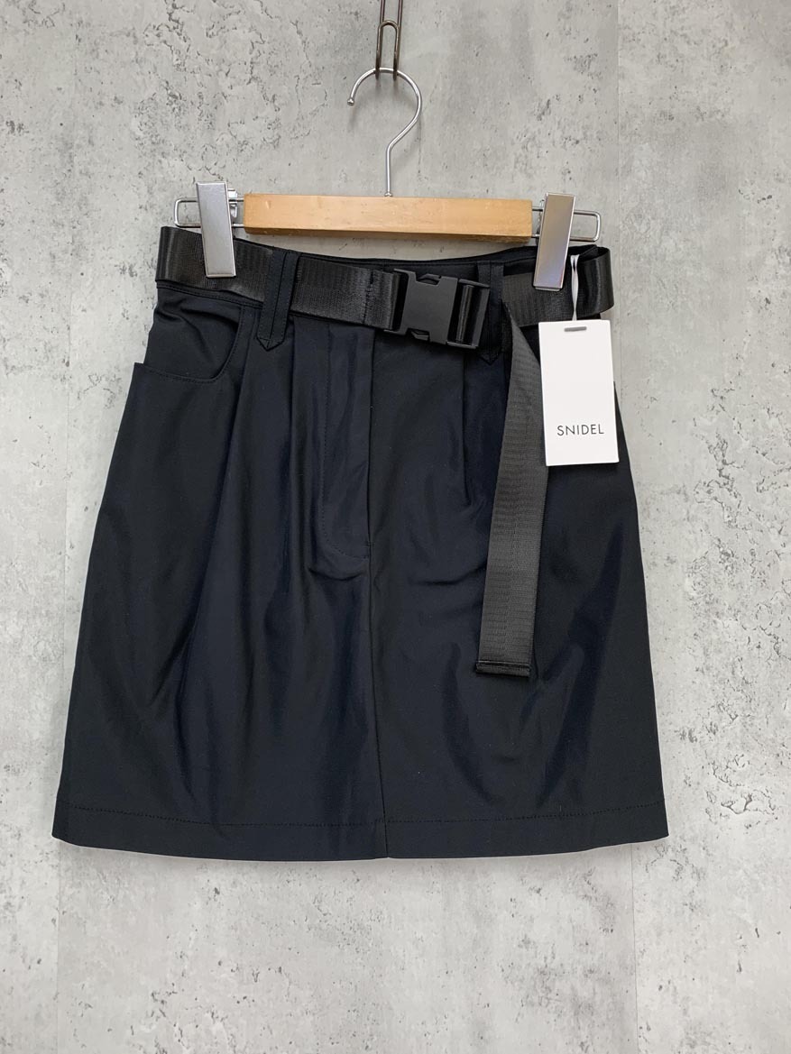 ゆうパケットOK 新品 snidel スナイデル SWFS224181 ダブルタックミリタリー ミニ スカート 黒 ■■ ☆ fca6 レディース拍卖