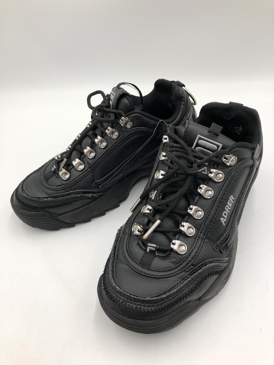 FILA フィラ ディスラプター2 EXP×アドラー 厚底 スニーカー size24.0/黒 ■■◎ ☆ feb6 レディース拍卖