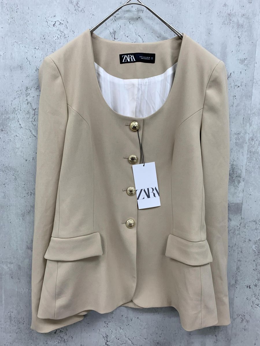 ゆうパケットOK 新品 ZARA ザラ 2492771704 ラウンドネック ゴールドボタン ノーカラージャケット sizeS/ベージュ ■■ ☆ fba4 レディース拍卖
