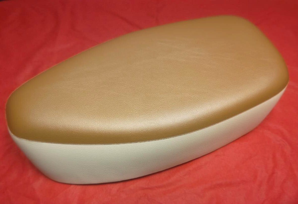 ジュリオ AF52 純正 シート 未使用品 JULIO HONDA NTS50 GENUINE PARTS拍卖