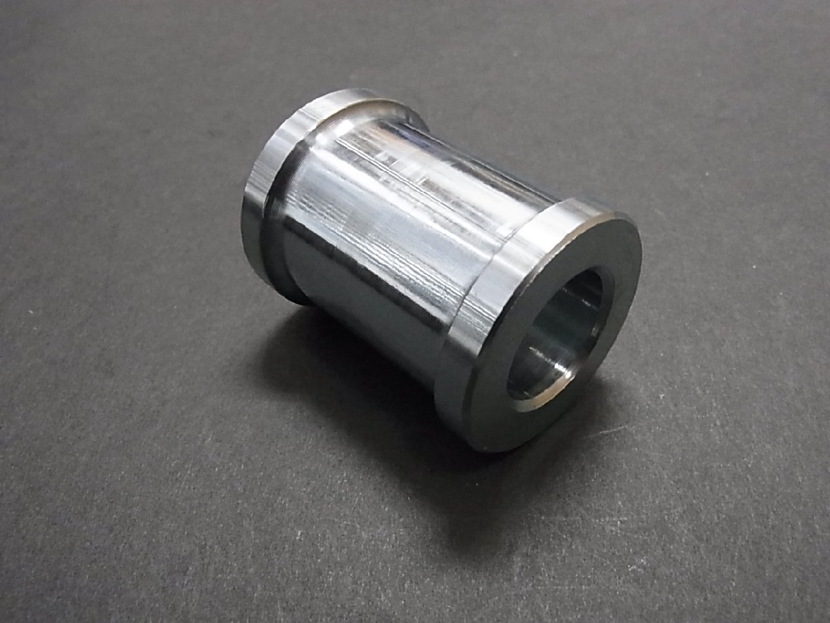 【OUTLINE製品】GT380 リヤアクスルシャフトカラーR 右側▲アウトライン製▲SUZUKI▲09180-17036▲新品▲拍卖