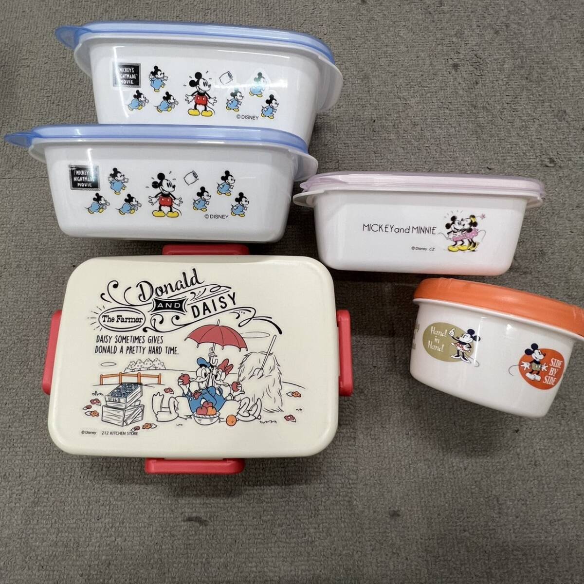 #13653 ディズニー タッパー お弁当箱 ミッキー ミニー ドナルド デイジー 拍卖
