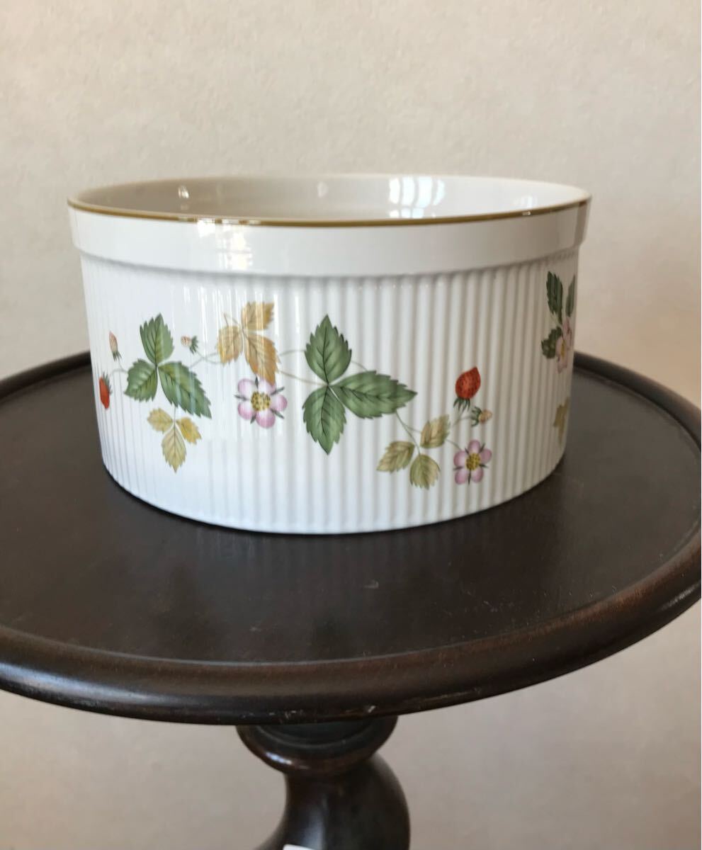 【wedgewoodウェッジウッド】ワイルドストロベリー*スフレ用ココット大拍卖