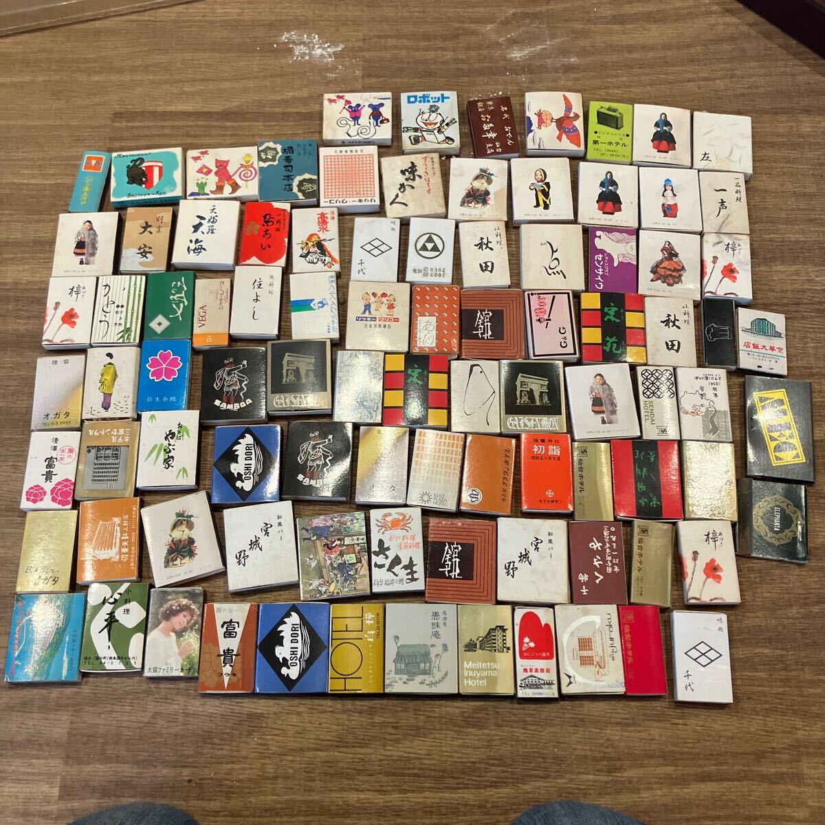 昭和レトロ マッチ箱 大量セット まとめ売り喫茶店 飲食店 スナック ホテル キャバレー マッチラベル アンティーク ヴィンテージ 古道具拍卖