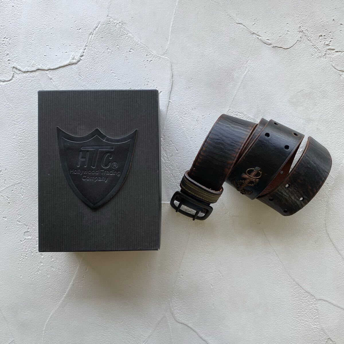 【新品未使用 HTC エイチティーシー ベルト 75/30 レザー ダークブラウン ハリウッドトレーディングカンパニー ビンテージ イタリア製】拍卖