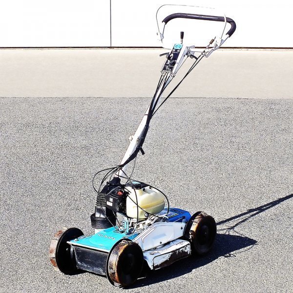 【群馬】クボタ 自走式 法面 草刈機 GC-S500 刈幅500mm 50.6cc 中古 畦 畔 斜面 草刈り機 スパイダーモア ロータリー ナイフ モア モアー拍卖