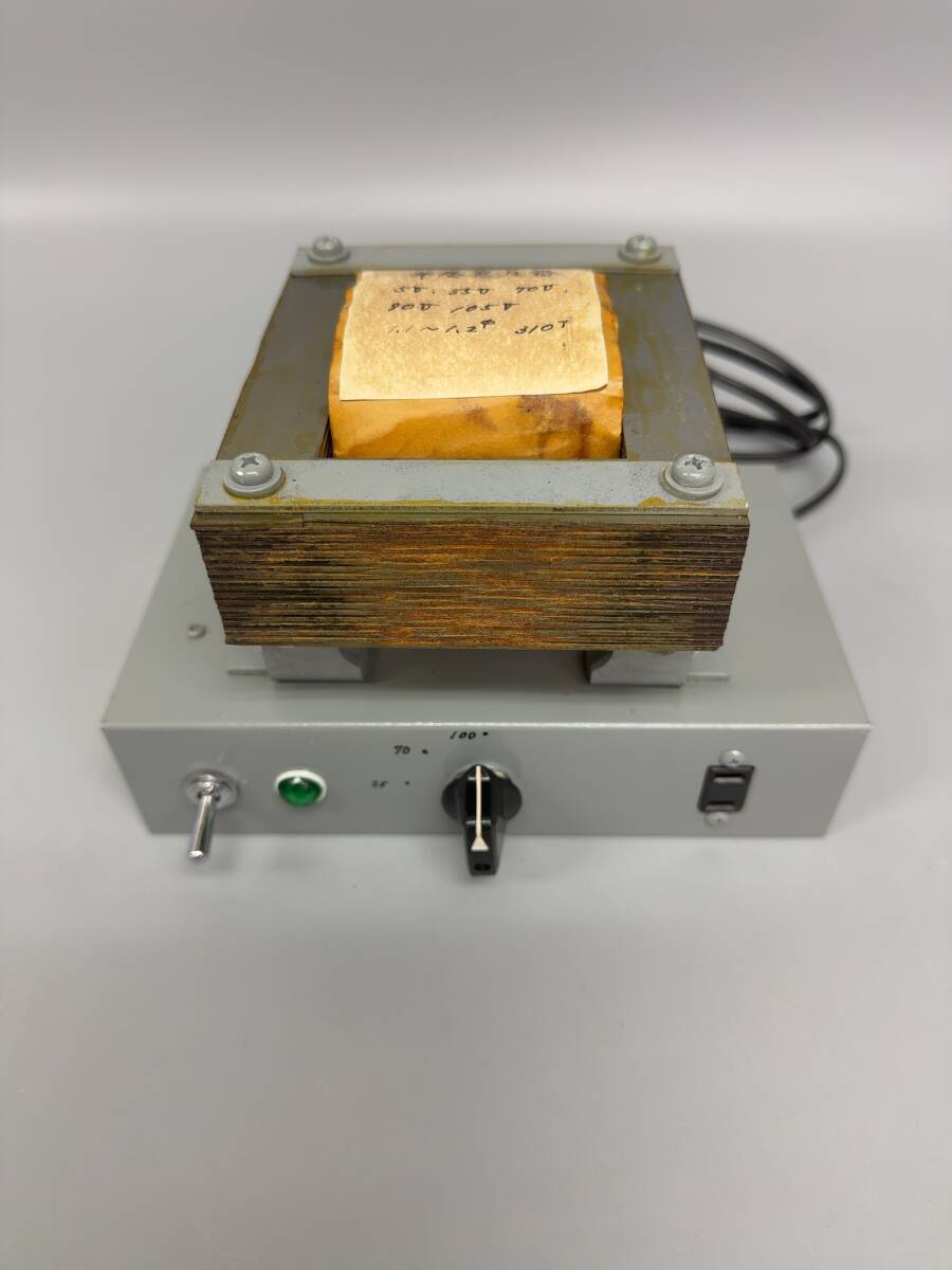 単巻変圧器 オートトランス 中古品 同梱不可 / 現状品 通電確認済 未点検 ジャンク /【0617k-8】拍卖