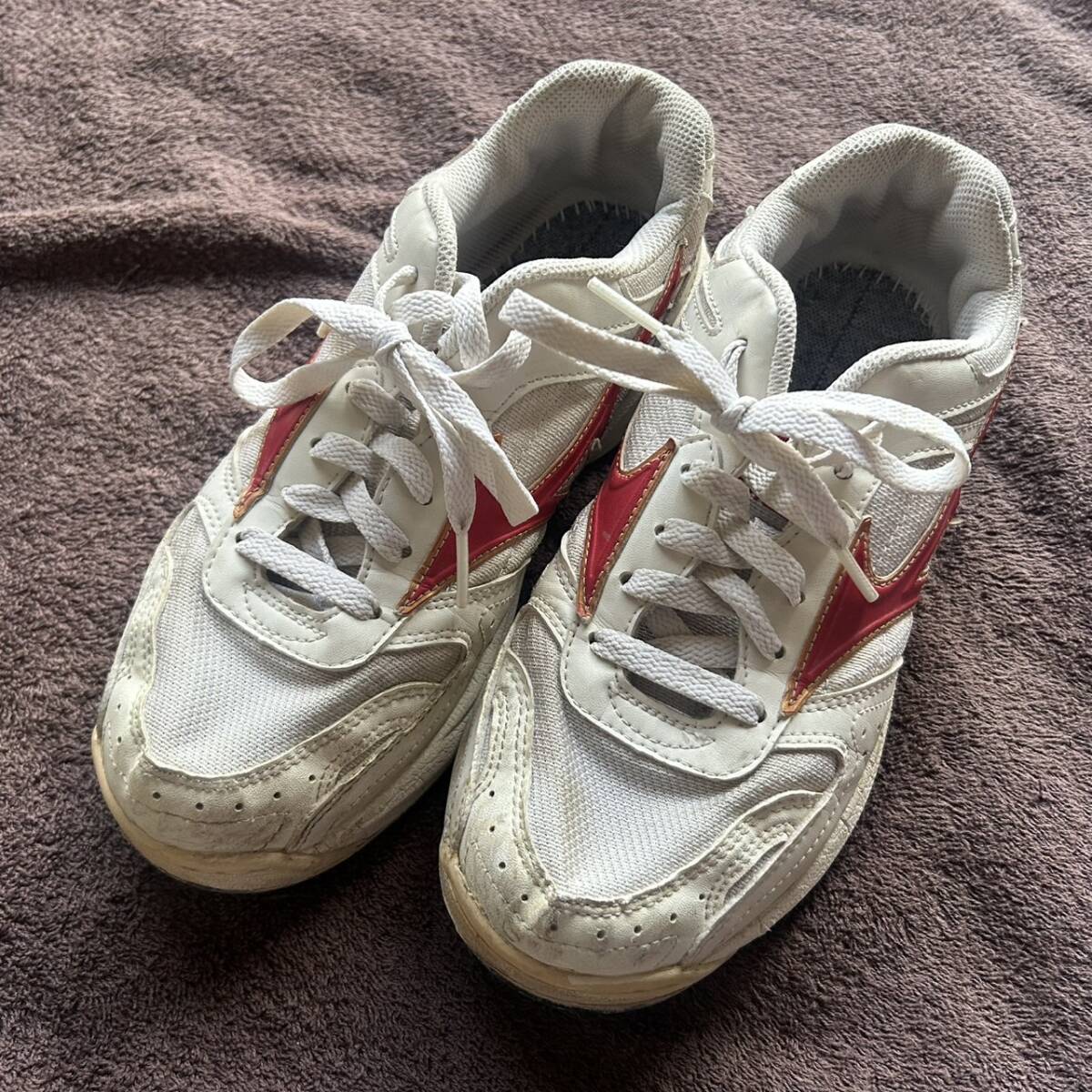 12177 靴 くつ MIZUNO ミズノ X10 24.0拍卖