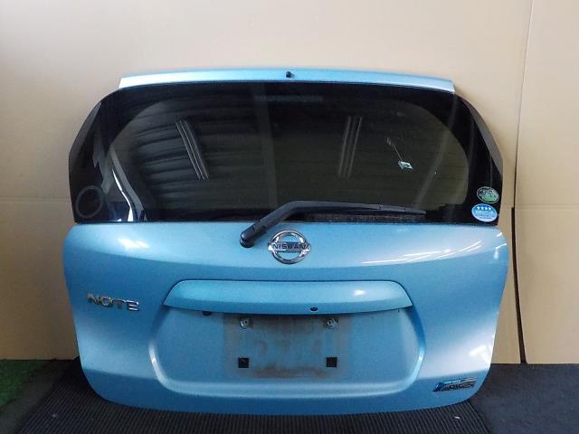 ノート E12 バックドアASSY RBE/水色 全体色褪せ【個人宅宛発送不可】拍卖