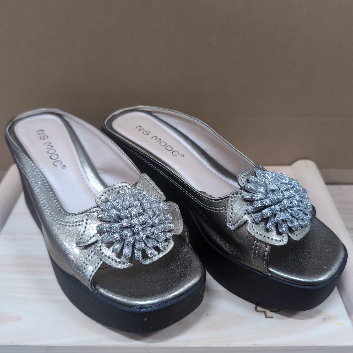 【試し履きのみ】レディース サンダル Mサイズ 脚長拍卖