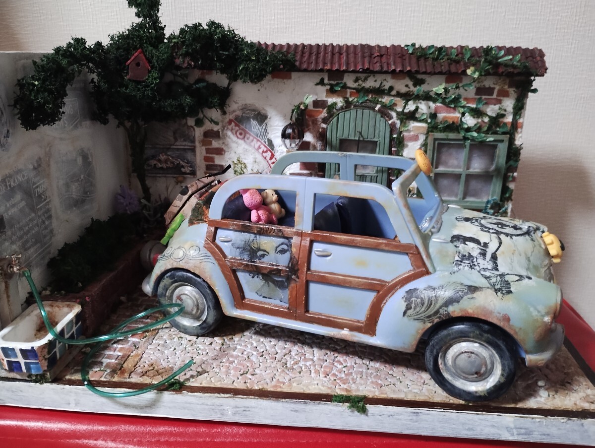 シルバニアファミリーブルーファミリーリメイク版 ドールハウスハウス庭先付き拍卖