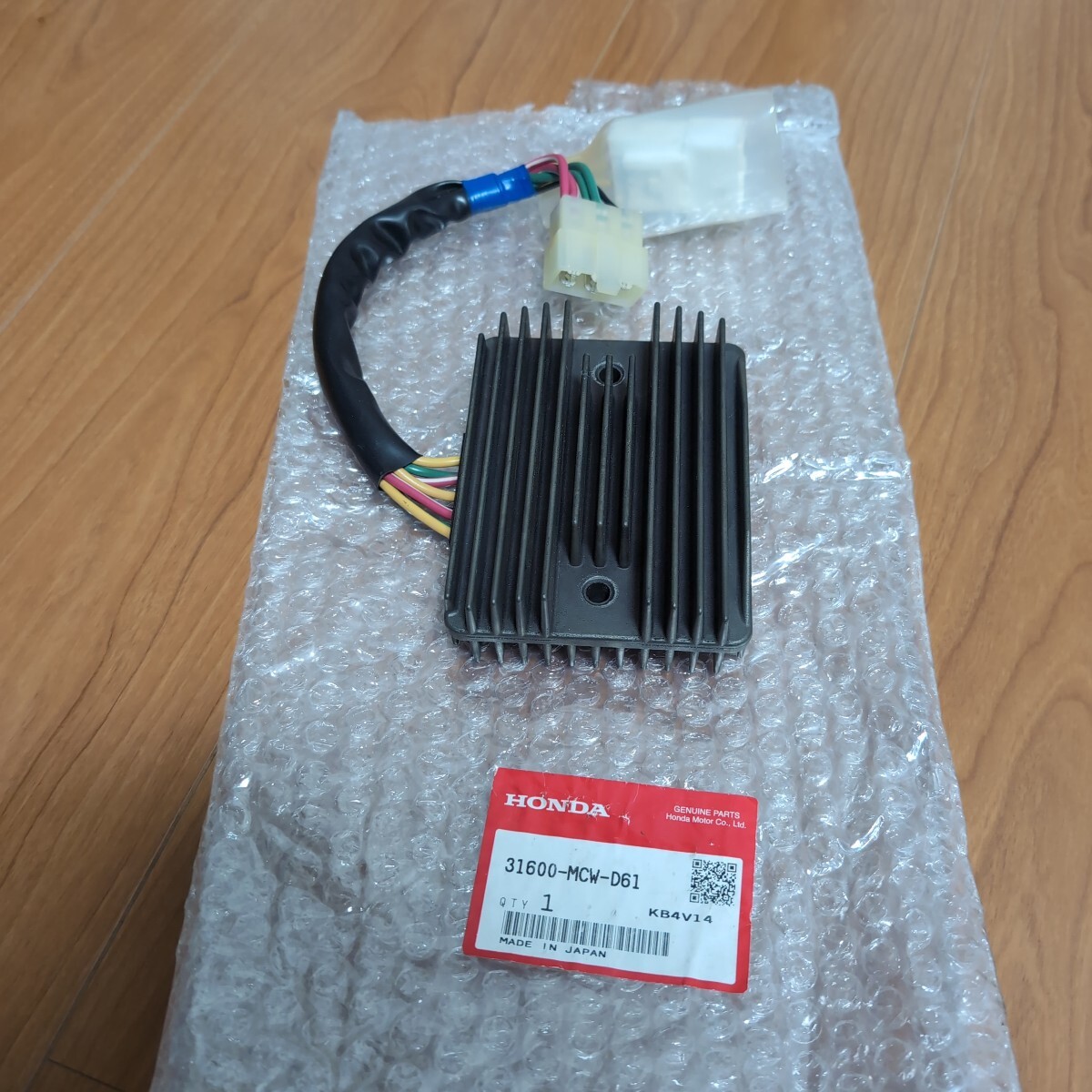 ホンダ VFR RC46 レギュレーター ホンダ純正 新古品 HS-0014拍卖