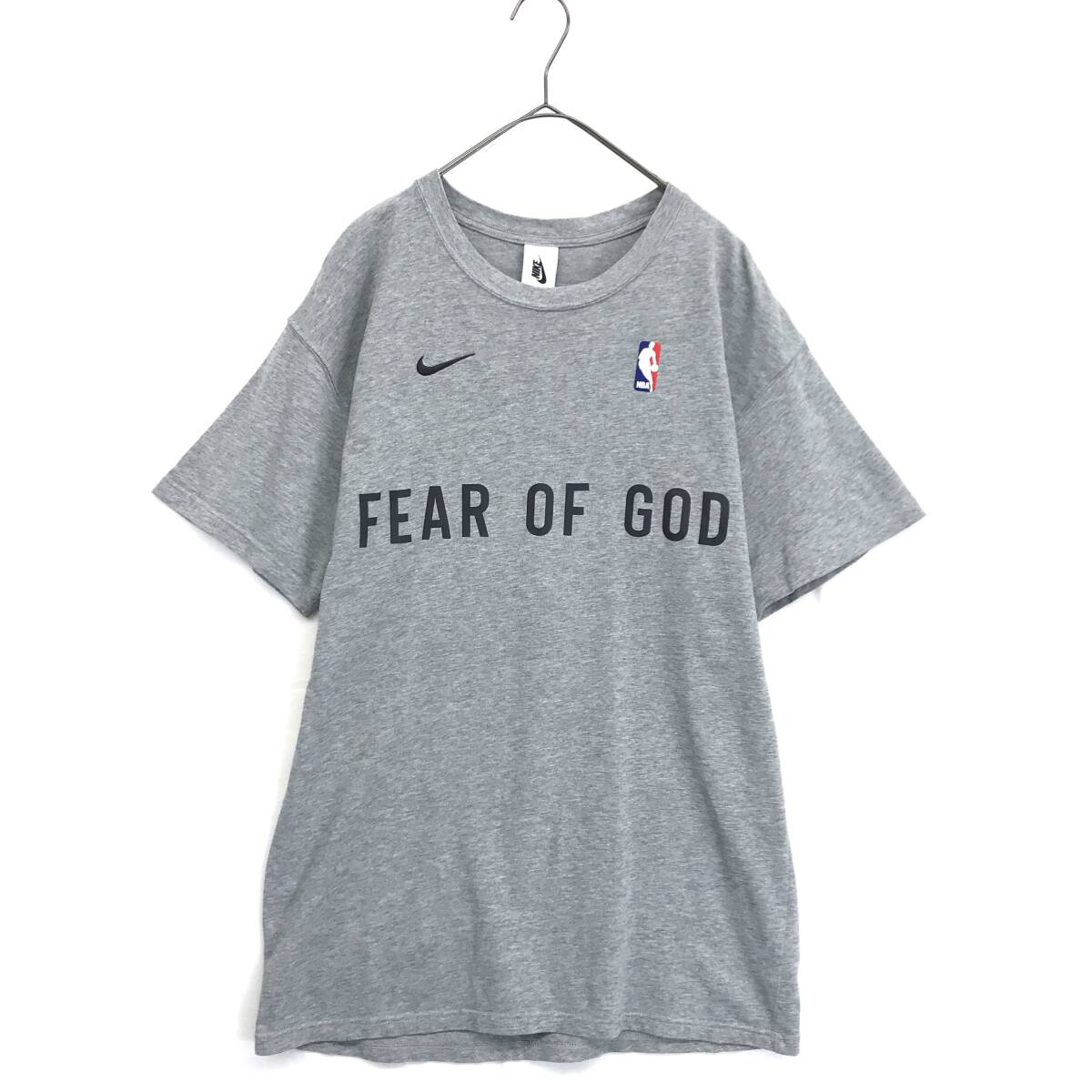 KZ8444★NIKE ×FEAR OF GOD: M NRG W TOP Tee★S★グレー 半袖Tシャツ ロゴプリント拍卖