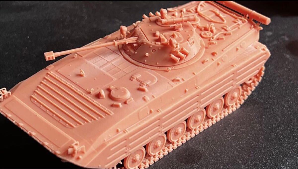 1/48 レジンキット 未塗装 ソ連軍 BMP-2 歩兵戦闘車 ワールドタンクミュージアム 250112拍卖