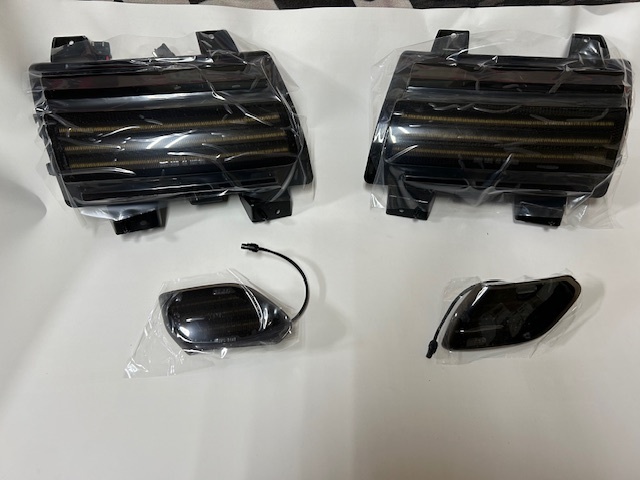 JEEP ジープ 2018~ JL ラングラー LED デイライト ウィンカー スモーク シーケンシャル フェンダーランプ ウインカー拍卖