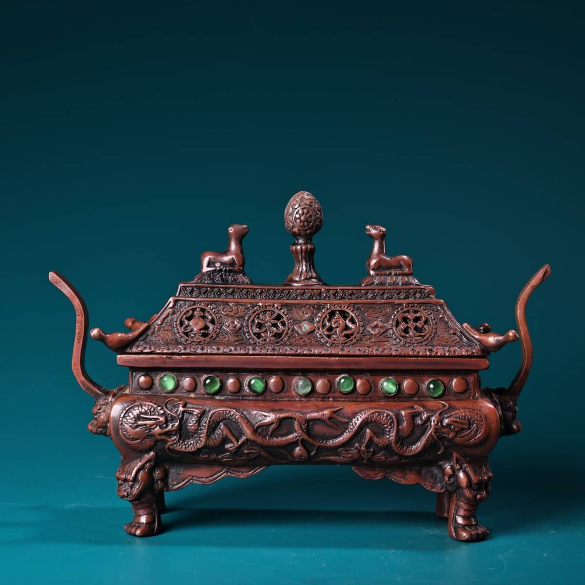 清 宮廷御製 古銅彫 宝石嵌 八宝熏香炉 香炉 熏香炉 古擺件 時代物 古董品 骨董 旧家蔵出し 唐物 中国古玩 古美術品拍卖