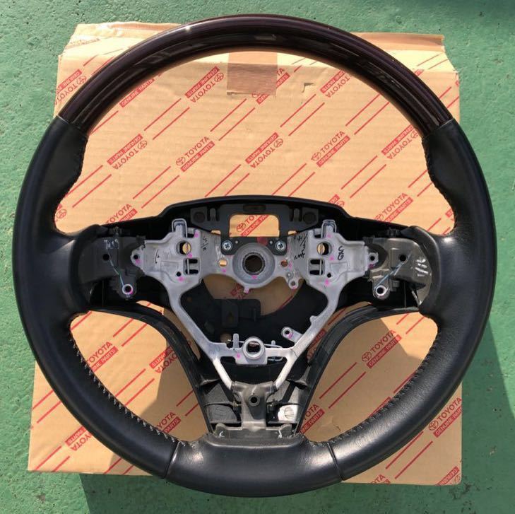 ■新品■トヨタ 純正 TOYOTA ZWR80G エスクァイア ウッド調ステアリング 茶木目調拍卖