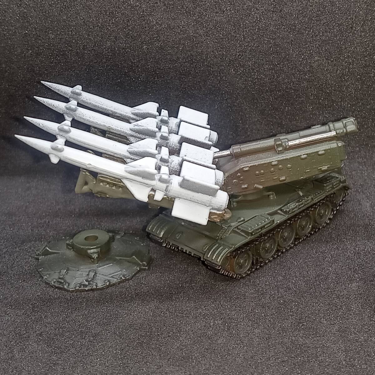 ●完成品1/144 SA3ゴア対空ミサイル,”旧式ミサイルは最新ステルスをも撃ち落とす!”,車体+基台,ロシア,ソ連,冷戦時代,自作ver.拍卖