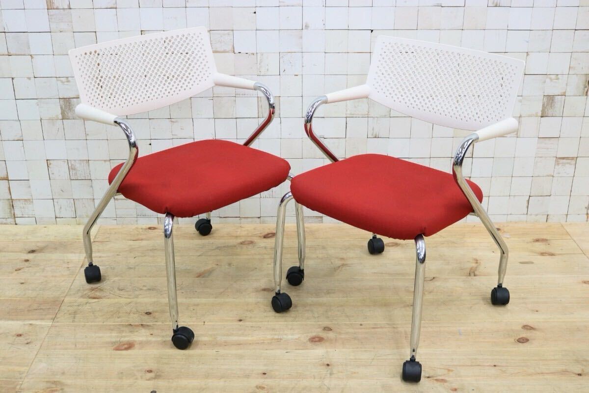 GMFK21B○Vitra / ヴィトラ ビザロール2 スタッキングチェア 2脚セット 北欧 スイス オフィス 事務所 ミーティング チェア 肘付き レッド拍卖