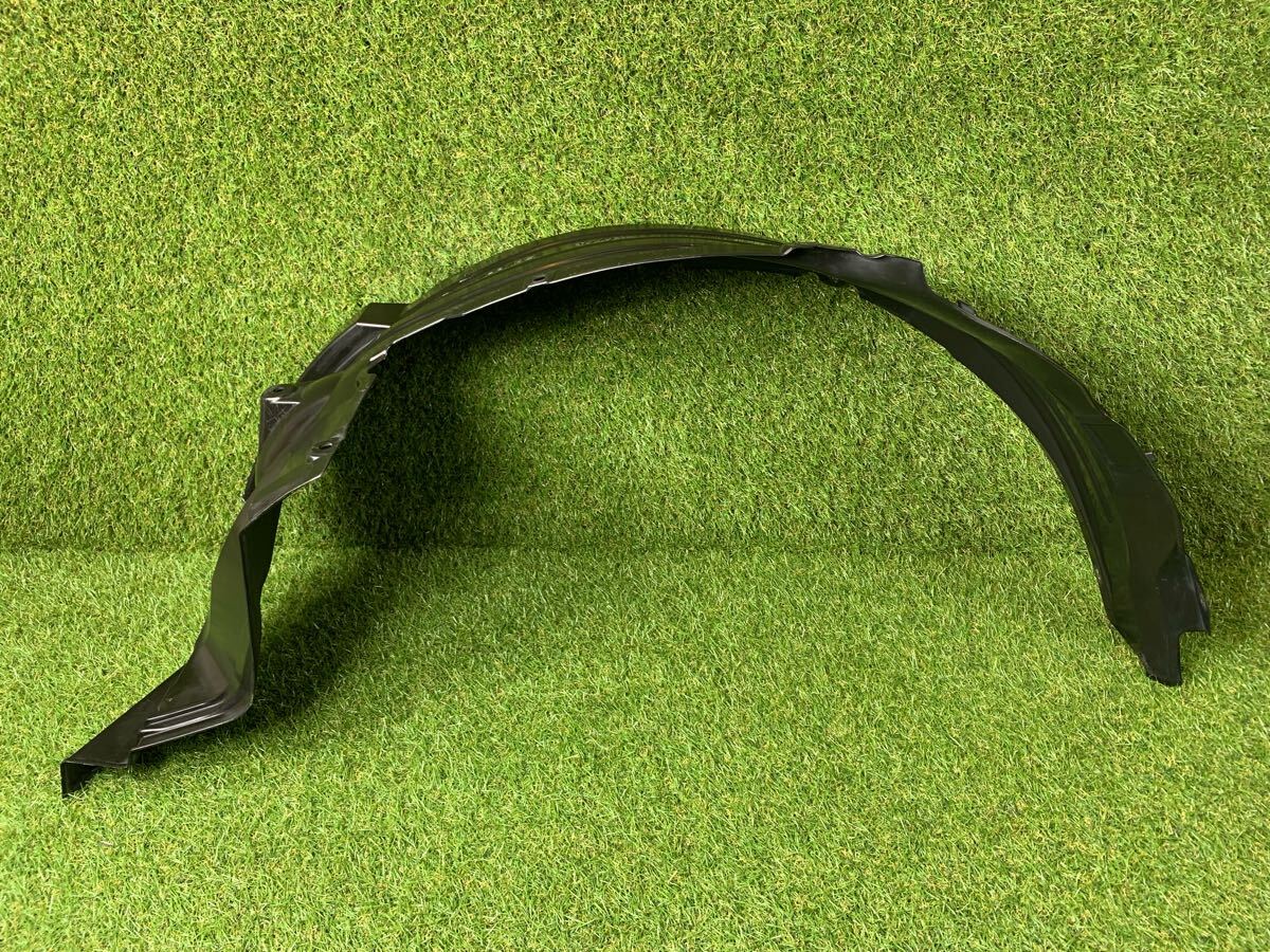トヨタ ハイラックス 3DF-GUN125 純正 フェンダライナー MR 53805-YP070 【Yf7529-22】拍卖