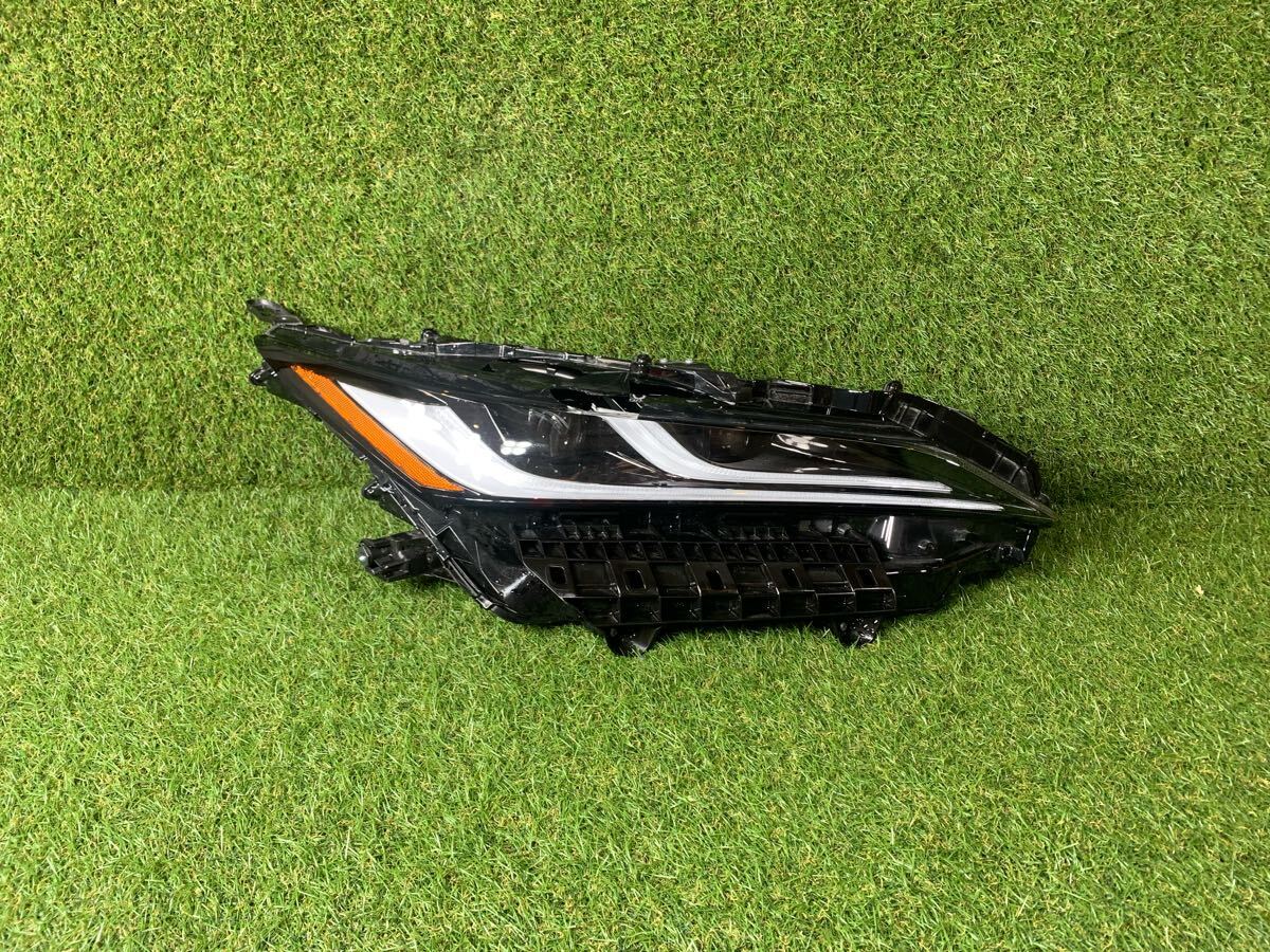 トヨタ ハリアー MXUA80 ヘッドライト LED 右81185-48J10 【Bh762-46】拍卖