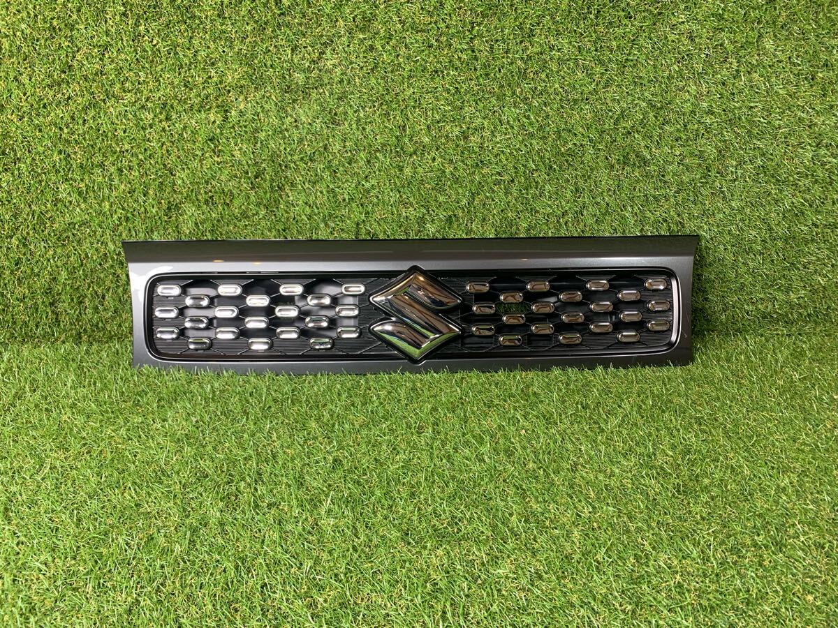 スズキ スペーシアギア MK53S フロントグリル 純正 スチールシルバーメタリック ZVC 72110-79R7 72110-79RG 72121-79R7 【Ye762-9】拍卖