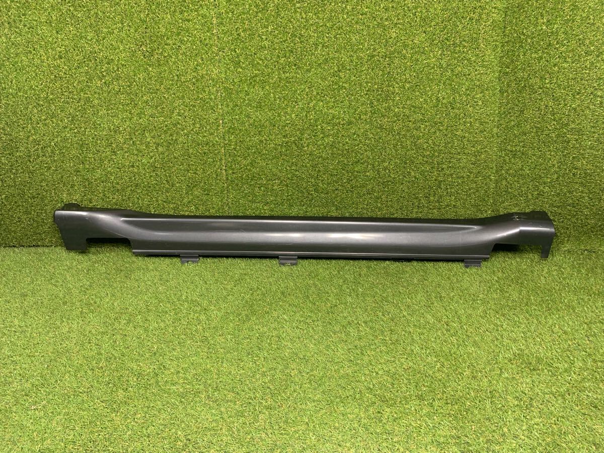 ホンダ 純正 RU1/RU2/RU3/RU4 ヴェゼル サイドステップ サイドスカート グレーメタリック NH905M 左 左側 助手席側 71850-T7B 【Yd764-1】拍卖