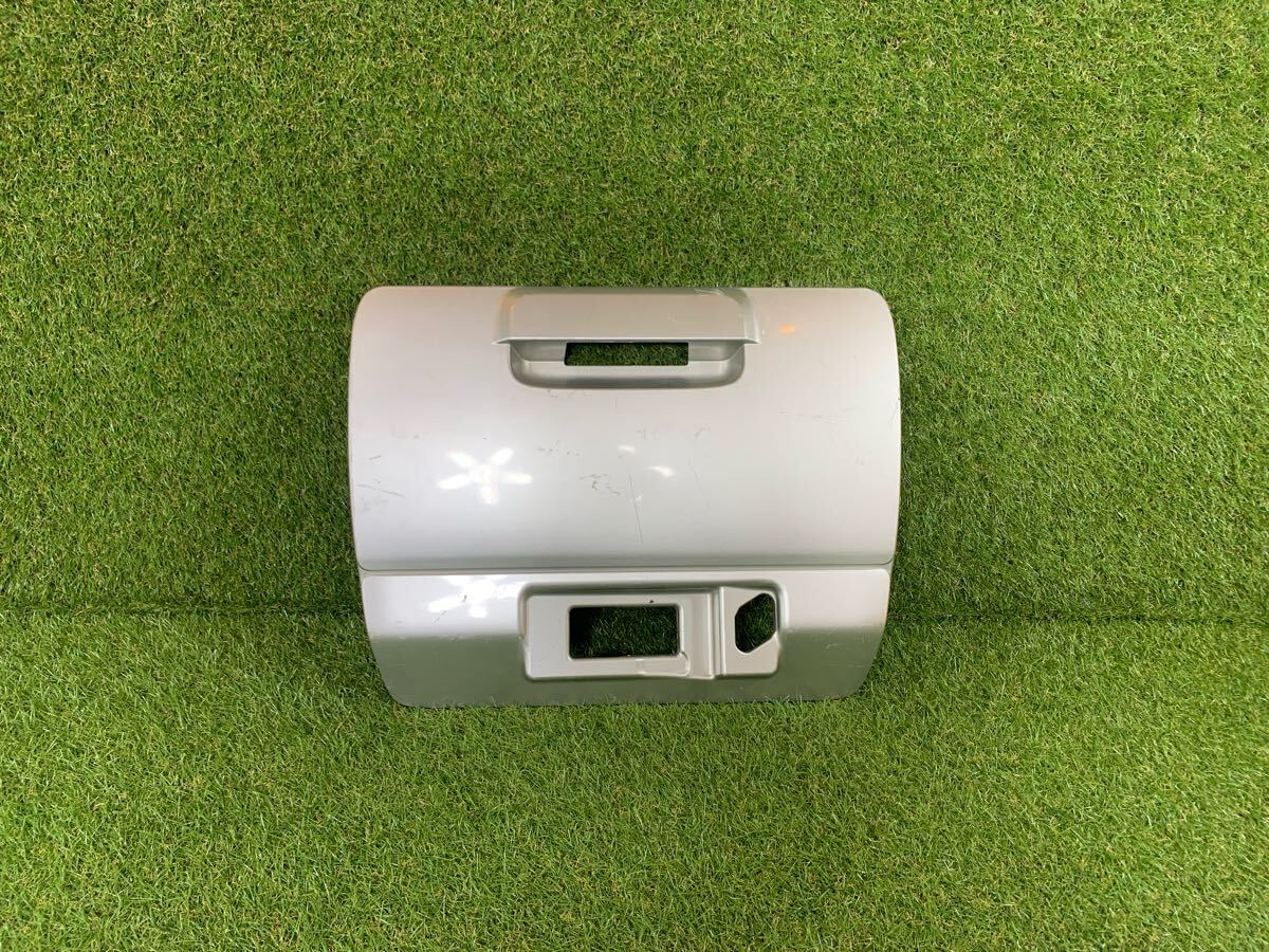 トヨタ 純正 RZN185W VZN185W 185系 ハイラックスサーフ リア ゲート ガーニッシュ 背面タイヤ カバー 76811-35030 【Yc7619-20】拍卖